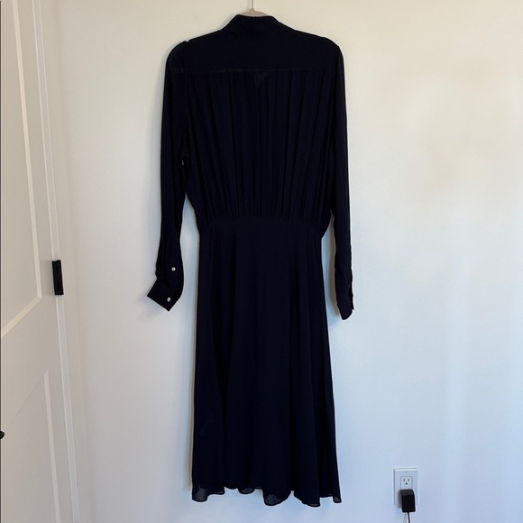 Arket Viscose Crepe Shirt Dress - Picture 6 of 8